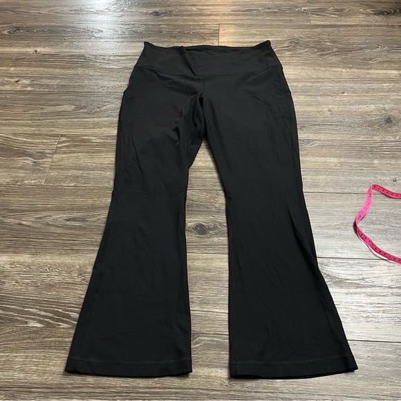 Lululemon Align High-Rise Ribbed Mini-Flared Pant *X-Short 28” (Black) Size 14 - Picture 6 of 10